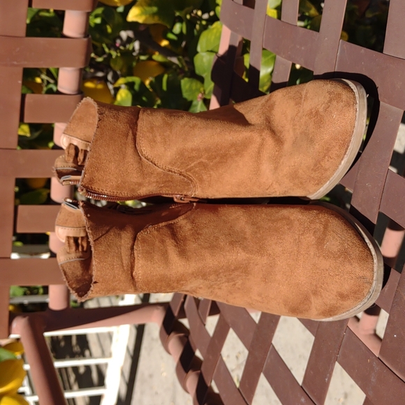 Universal Thread Light Brown Suede Booties Side Zipper 7 - Picture 4 of 8